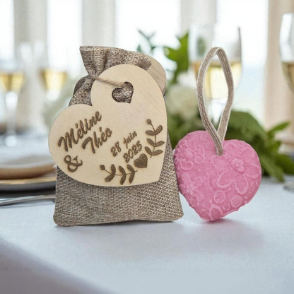 Hanging souvenir bag